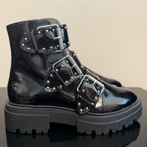Steve New York Black Leather Boots with Silver Buckles
